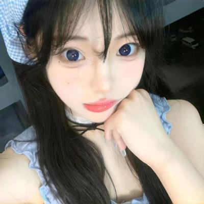 拳头在哭泣
